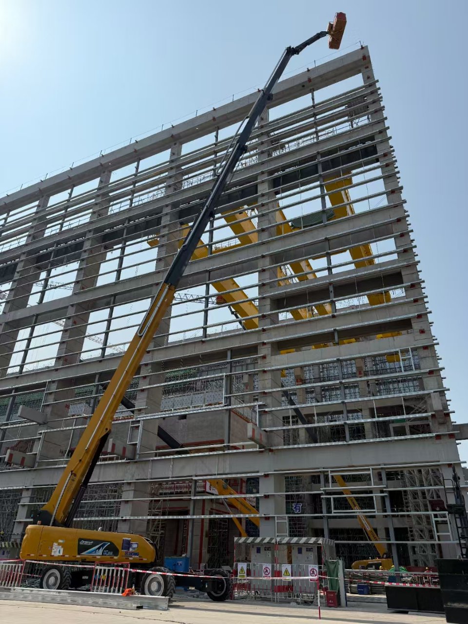 云端探索！徐工多臺高米數高空作業平臺助力廉江核電站建設