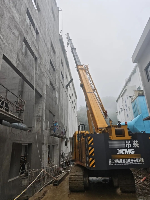 5米窄縫顯神威！請看XGTC30L5助力破解“灰塵圍城”！